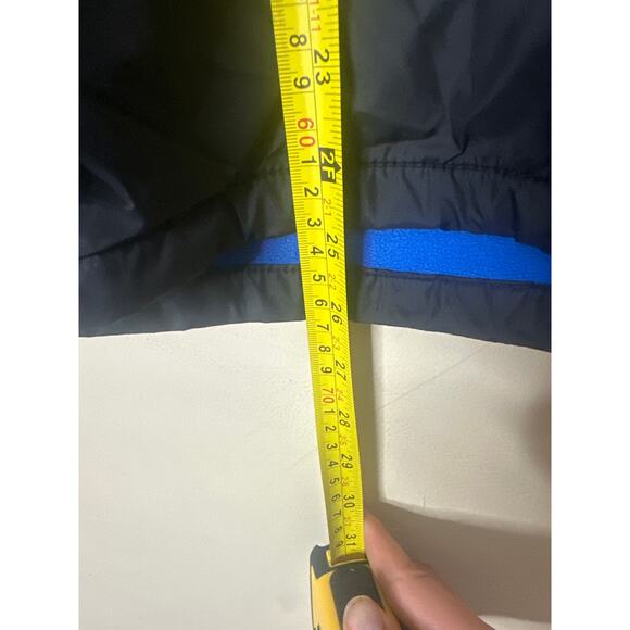 Columbia Center Ridge Lined Windbreaker in black and blue XL (18-20) - Picture 4 of 5